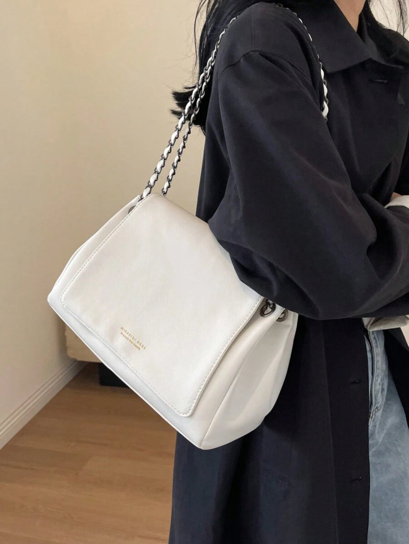 Bolsa de Corrente Tansversal Elegante
