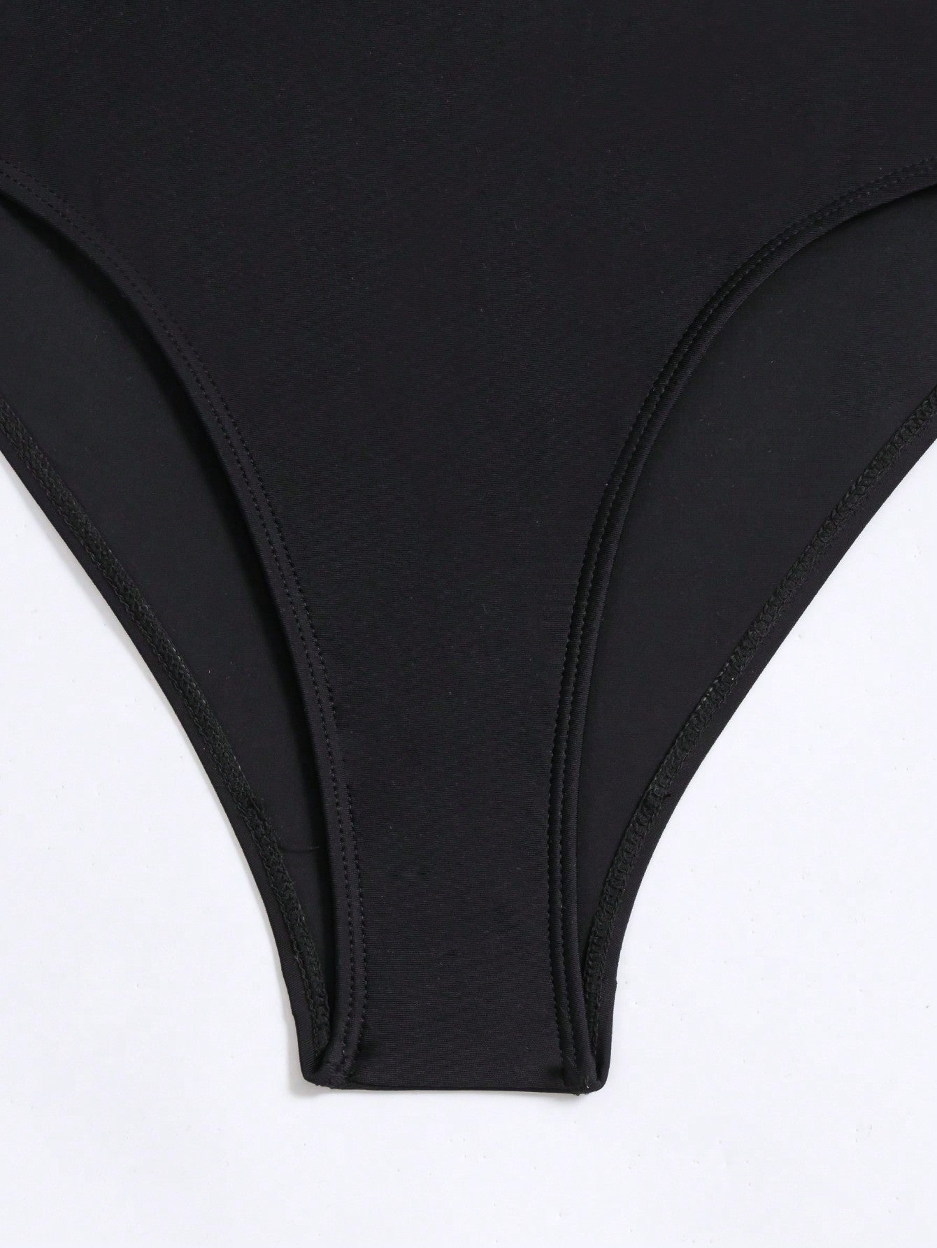 Maiô Feminino Engana Mamãe e Corrente Decorativa