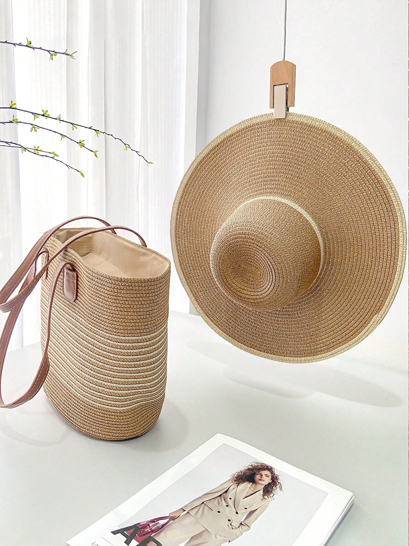Kit Chapéu de Palha e 1 Bolsa de Palha Conjunto Casual de Férias Praia