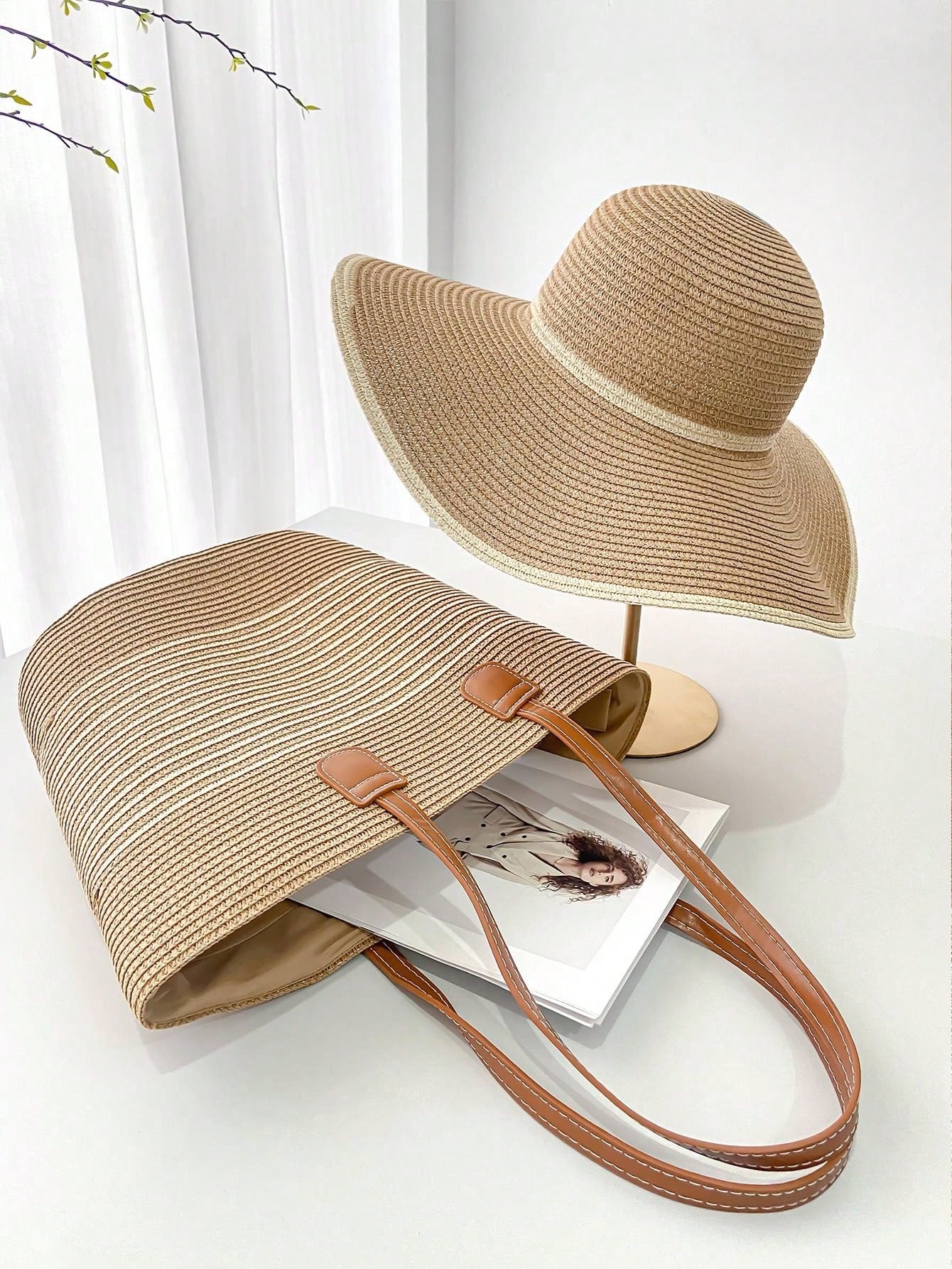 Kit Chapéu de Palha e 1 Bolsa de Palha Conjunto Casual de Férias Praia