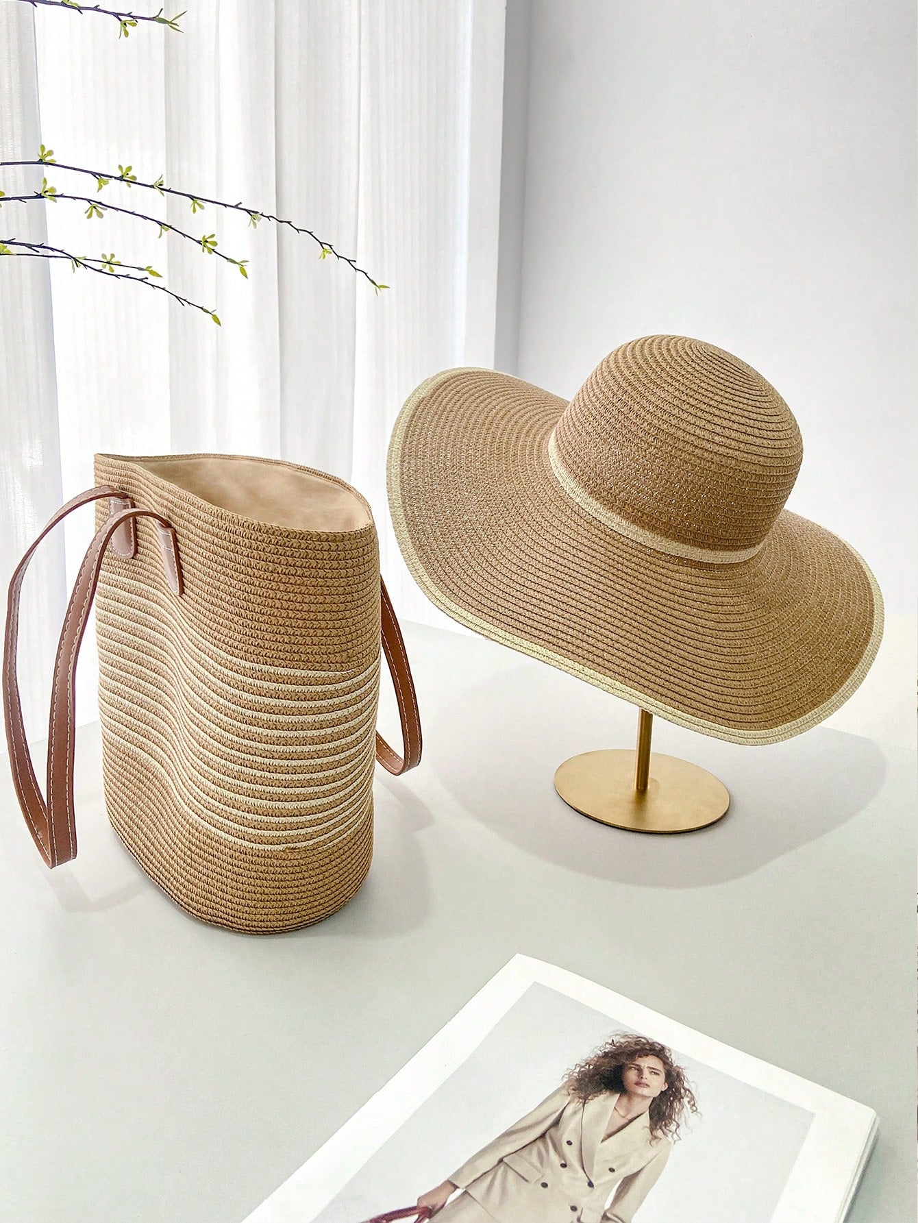 Kit Chapéu de Palha e 1 Bolsa de Palha Conjunto Casual de Férias Praia