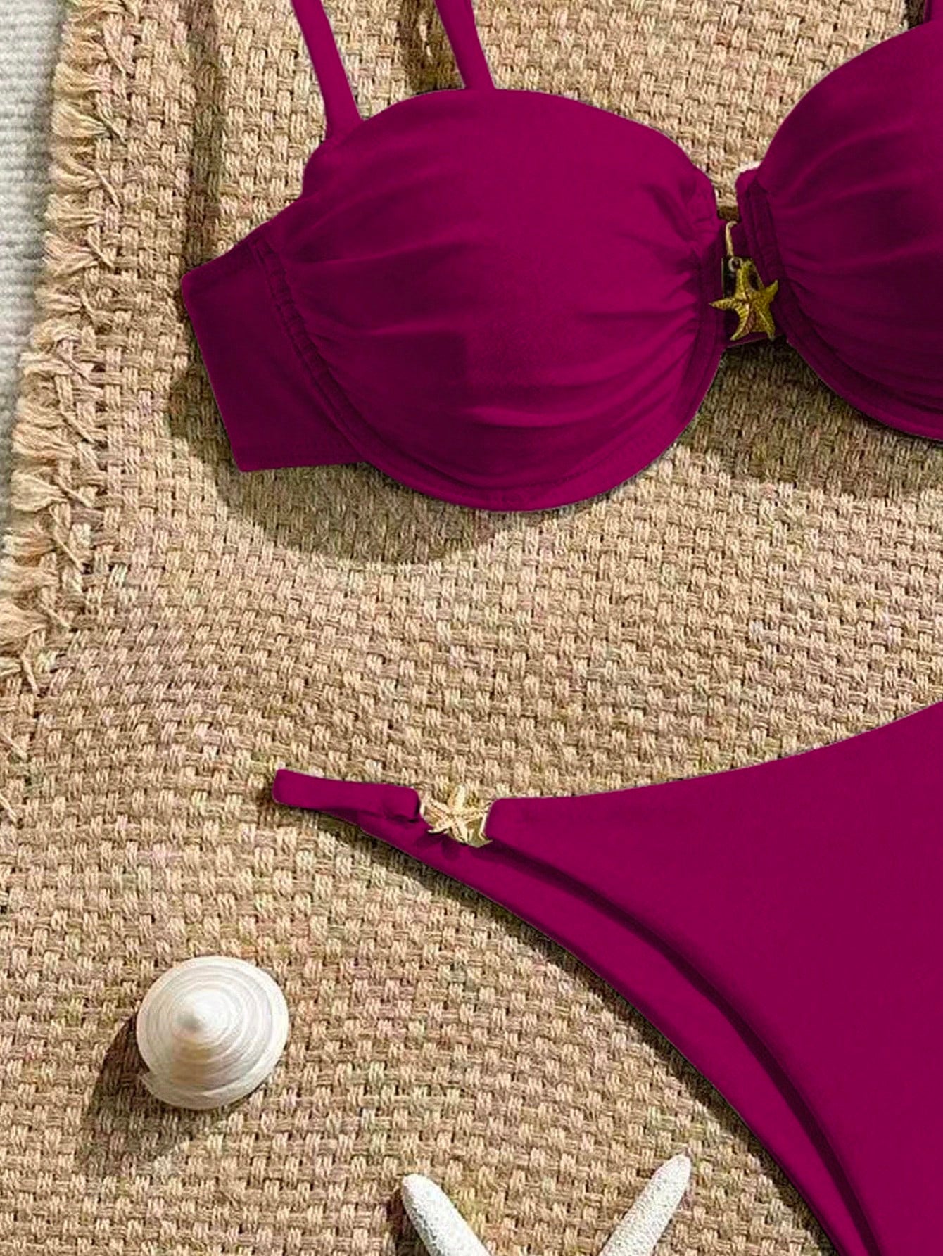 Conjunto de Biquini Meia Taça e Calcinha Asa Delta