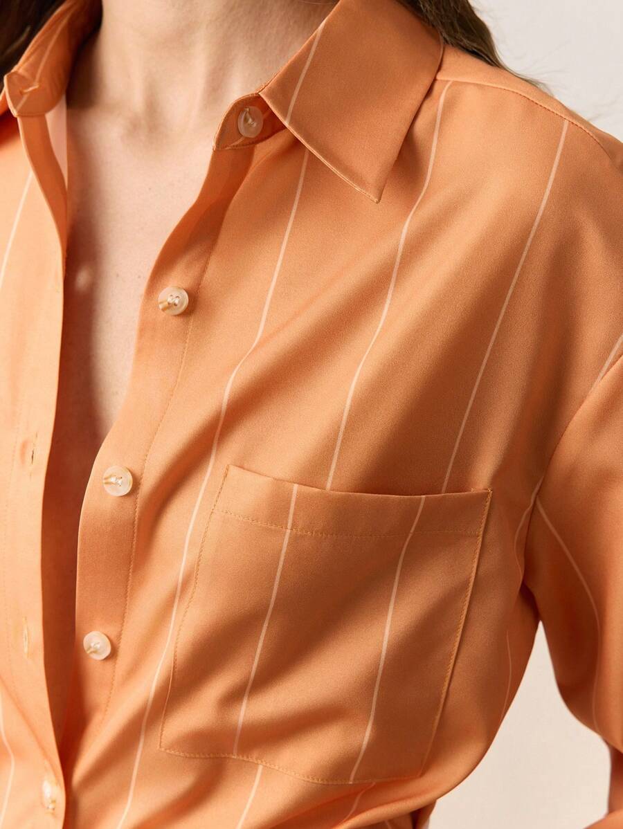 https://amoora.com.br/products/camisa-alfaiataria-feminina-com-listras-isabela