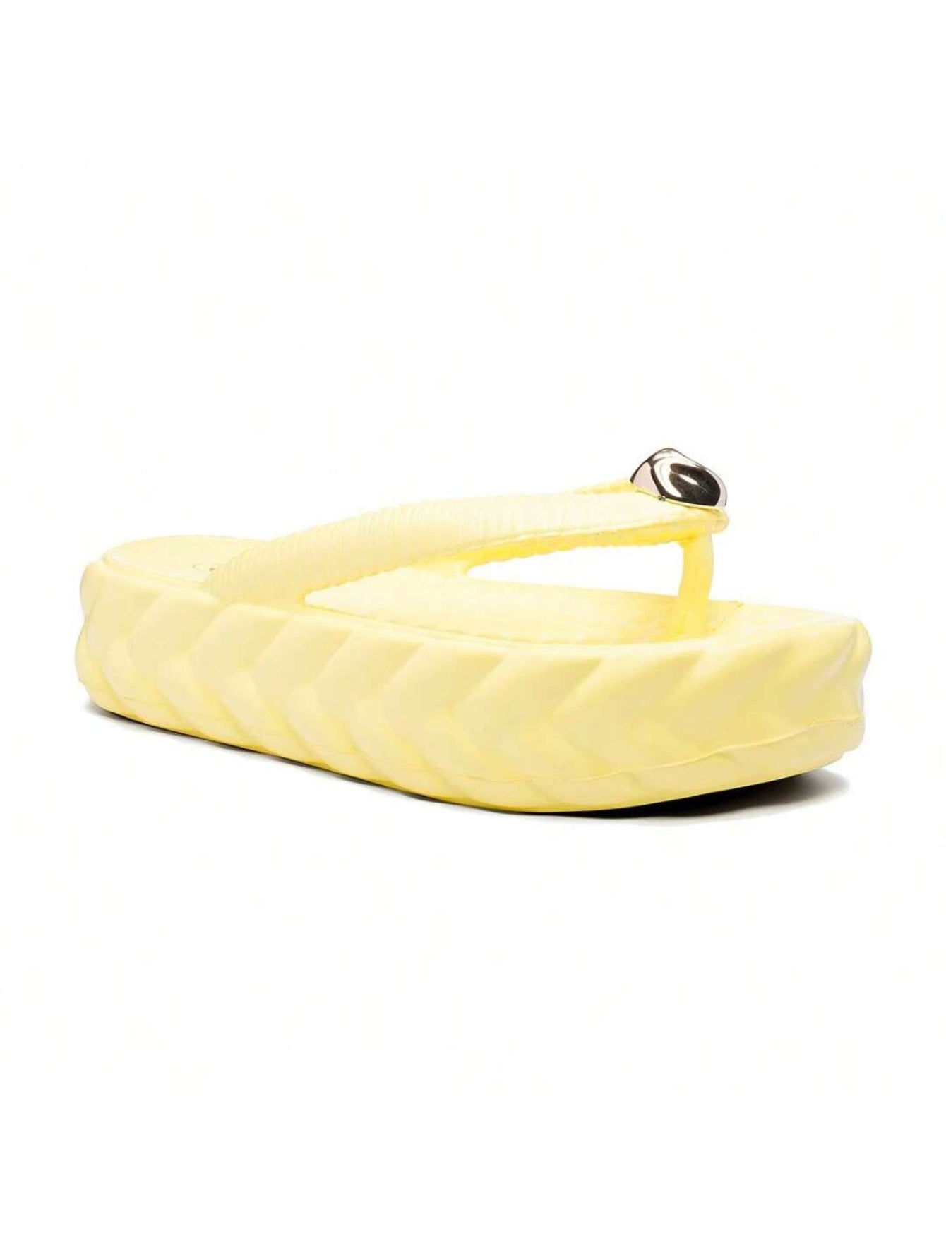 https://amoora.com.br/products/chinelo-de-dedo-feminino-eva-com-decoracao-metalica