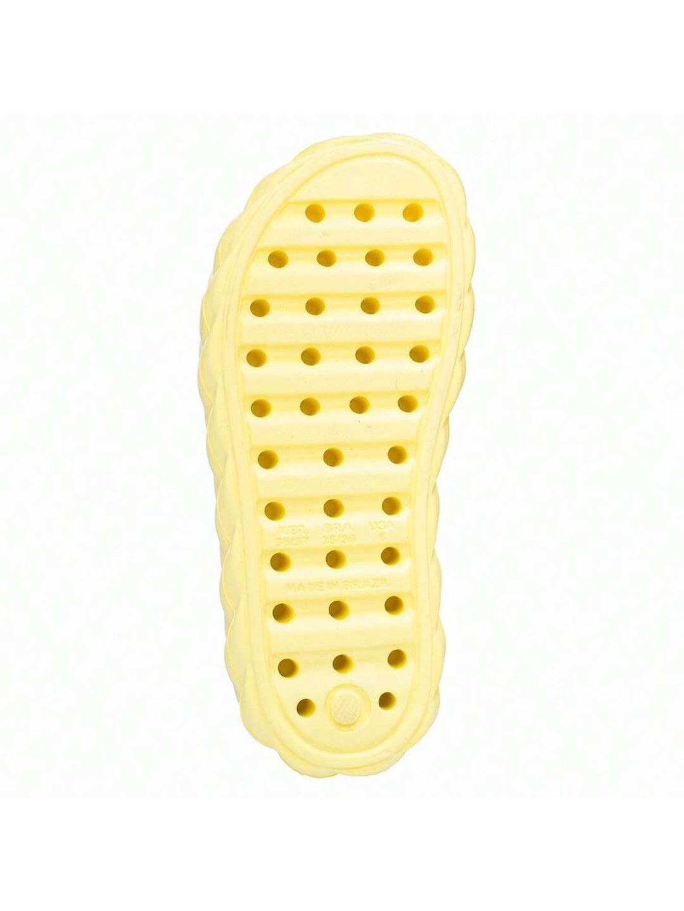 https://amoora.com.br/products/chinelo-de-dedo-feminino-eva-com-decoracao-metalica