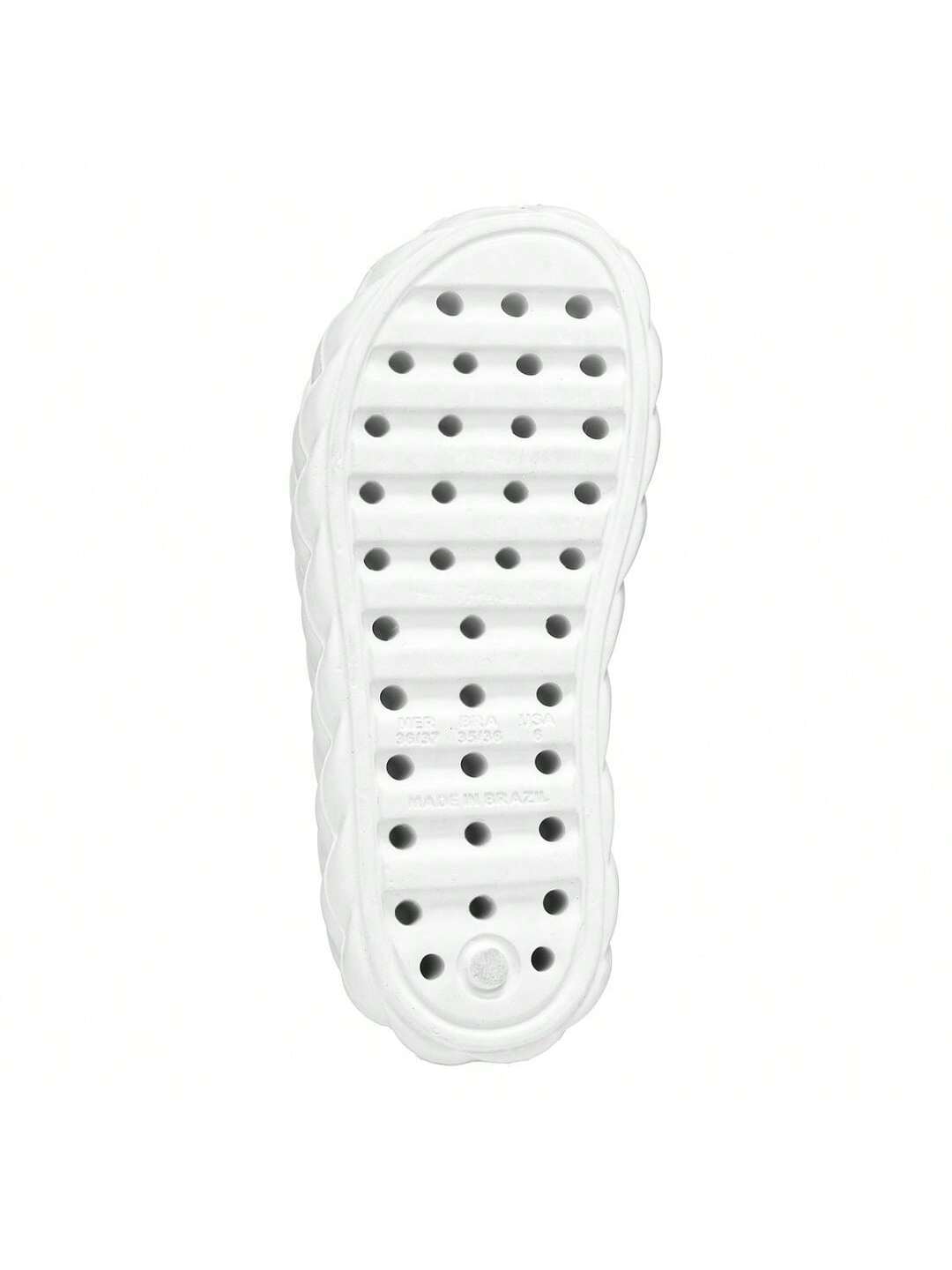 https://amoora.com.br/products/chinelo-de-dedo-feminino-eva-com-decoracao-metalica