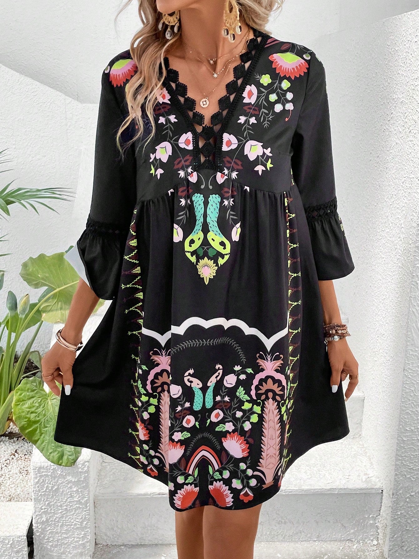 Vestido Estampa Floral Boho Renda Guipur