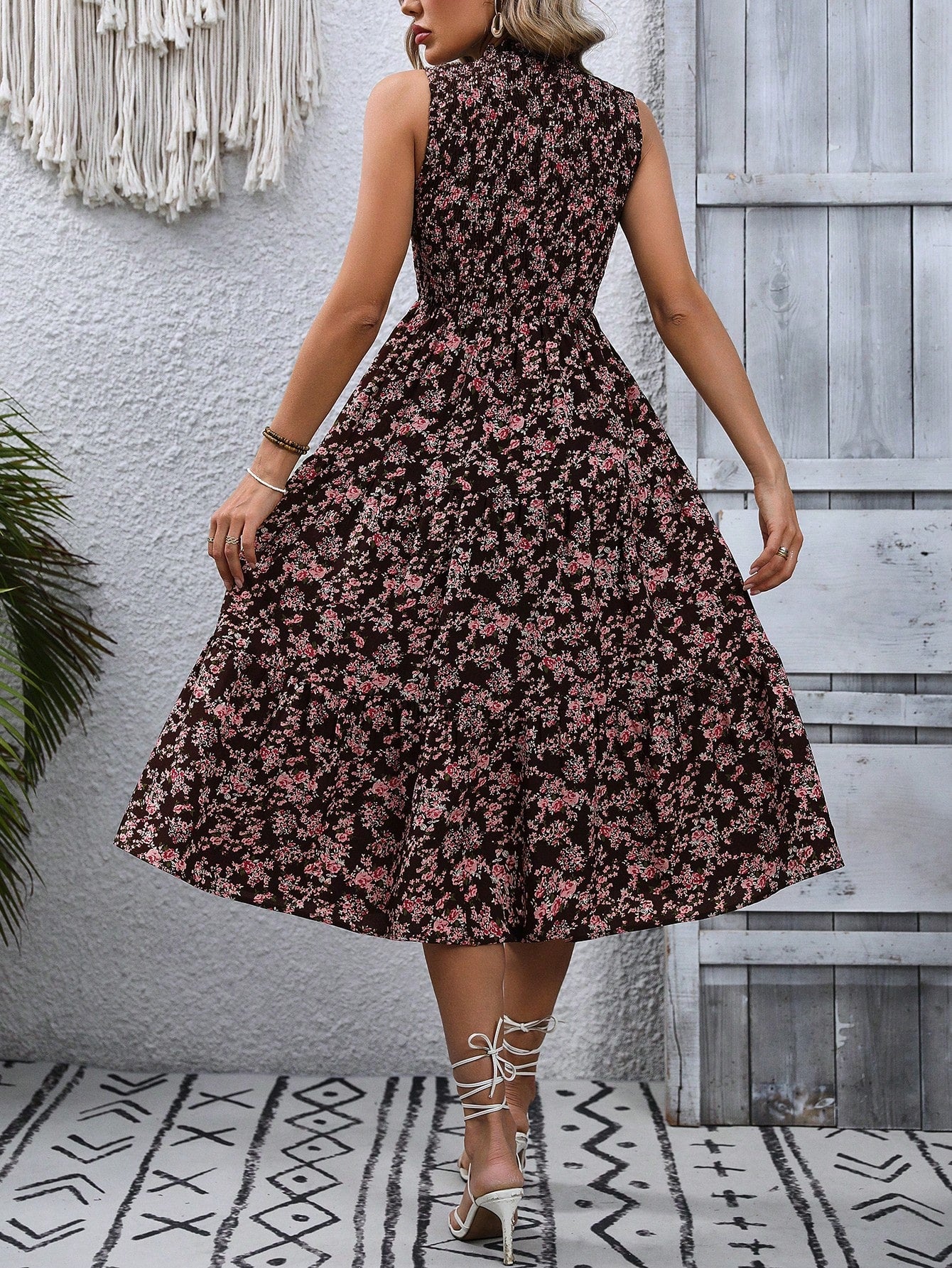 Vestido Feminino Longo Floral Sem Mangas