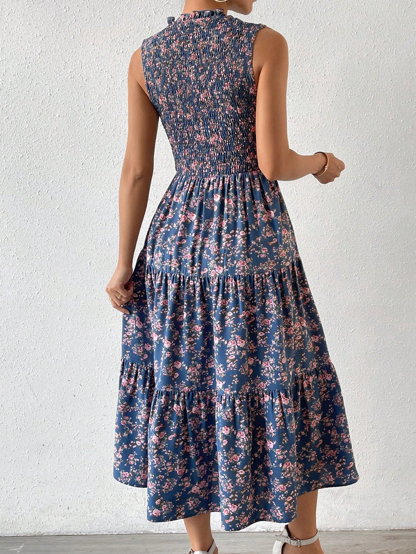 Vestido Feminino Longo Floral Sem Mangas