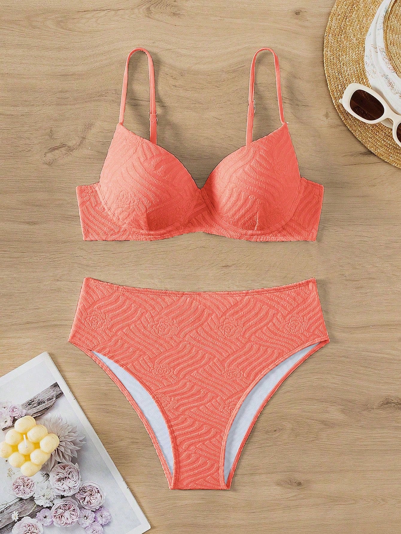 Conjunto de Biquini Push Up com Textura