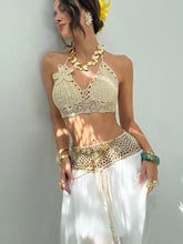 Conjunto Cropped de Tricô com Flor 3D e Saia em Chiffon