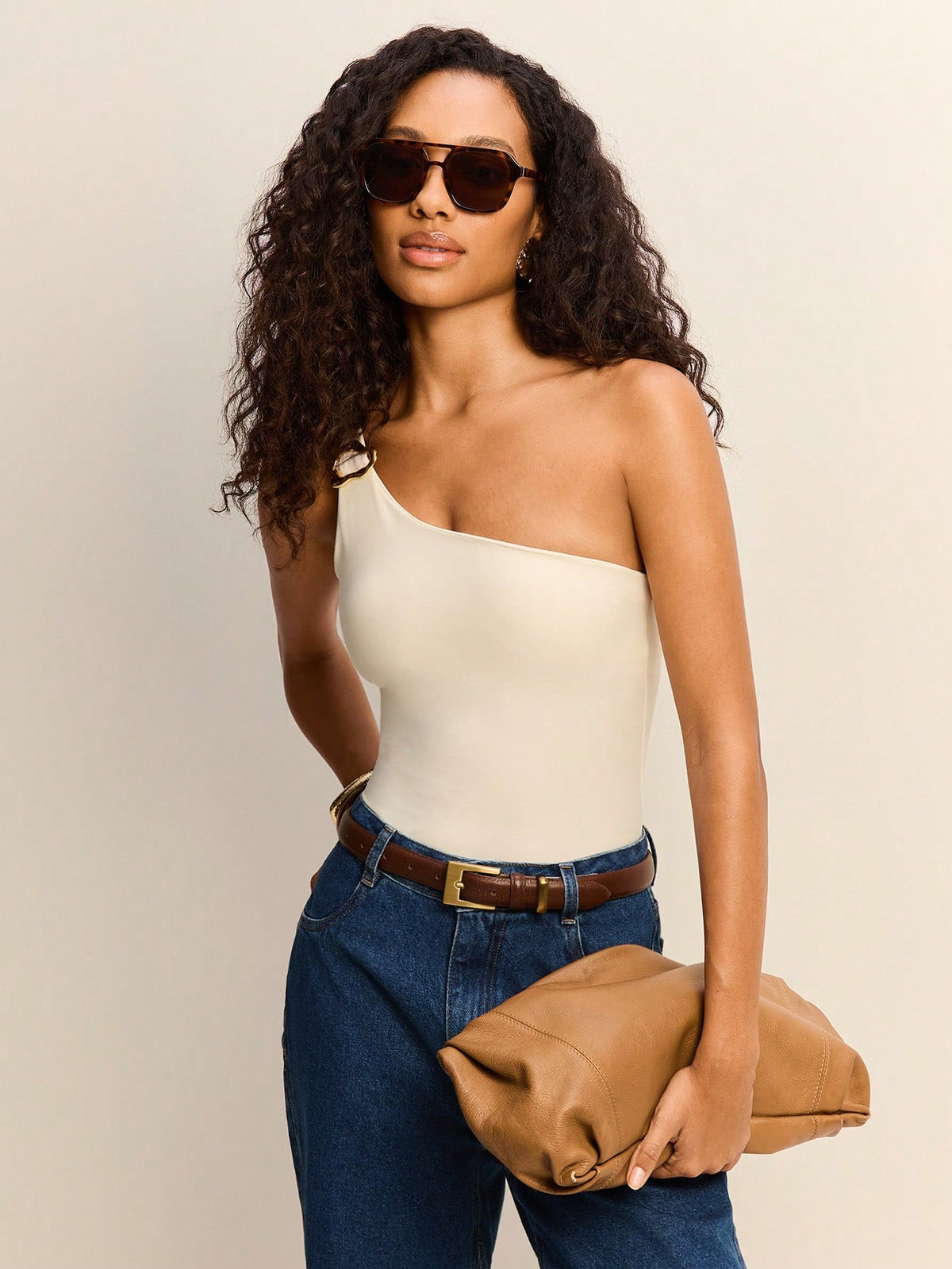 Body Feminino com Anel Assimétrico e Slim Fit