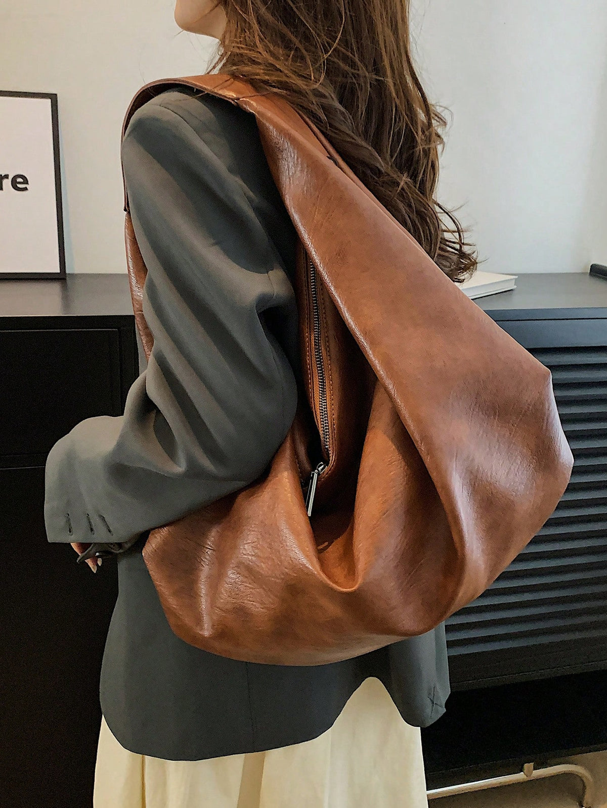 Bolsa Feminina em Estilo Minimalista e Casual