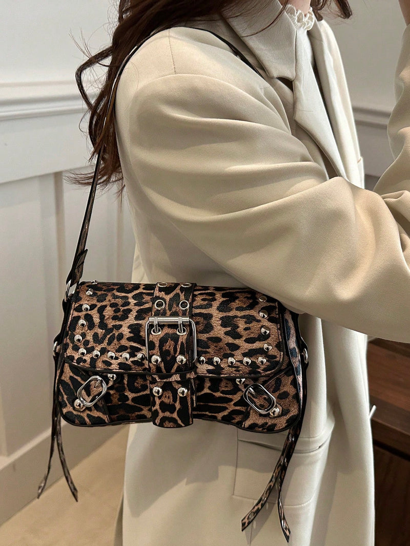Bolsa de Ombro Feminina Fashion com Tachas e Corrente