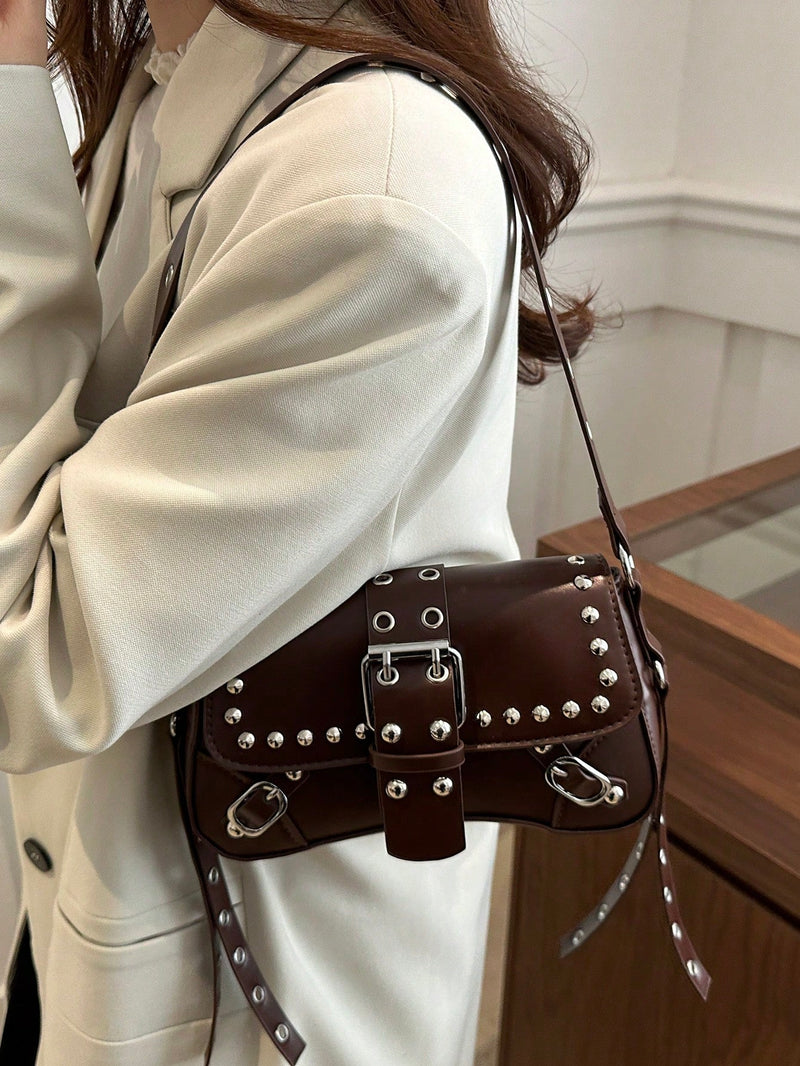 Bolsa de Ombro Feminina Fashion com Tachas e Corrente