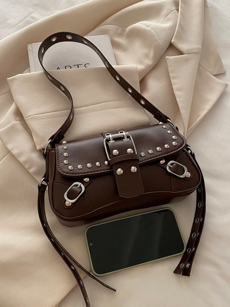 Bolsa de Ombro Feminina Fashion com Tachas e Corrente