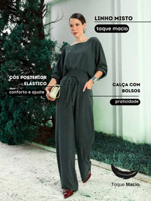 Conjunto em Linho Misto Decote Canoa e Calça Pantalona