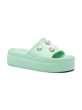 Chinelo Slide Nuvem Com Pins Exclusivos e Divertidos Verde Água