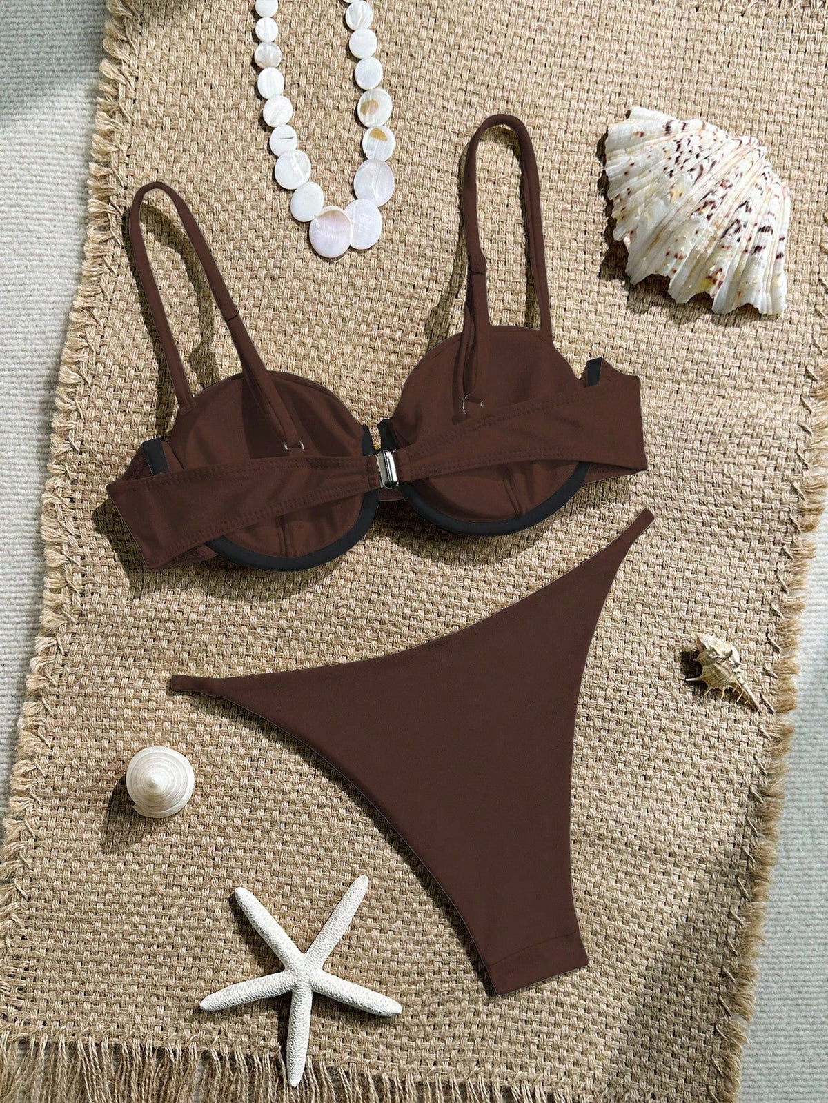 Conjunto de Biquini Meia Taça e Calcinha Asa Delta