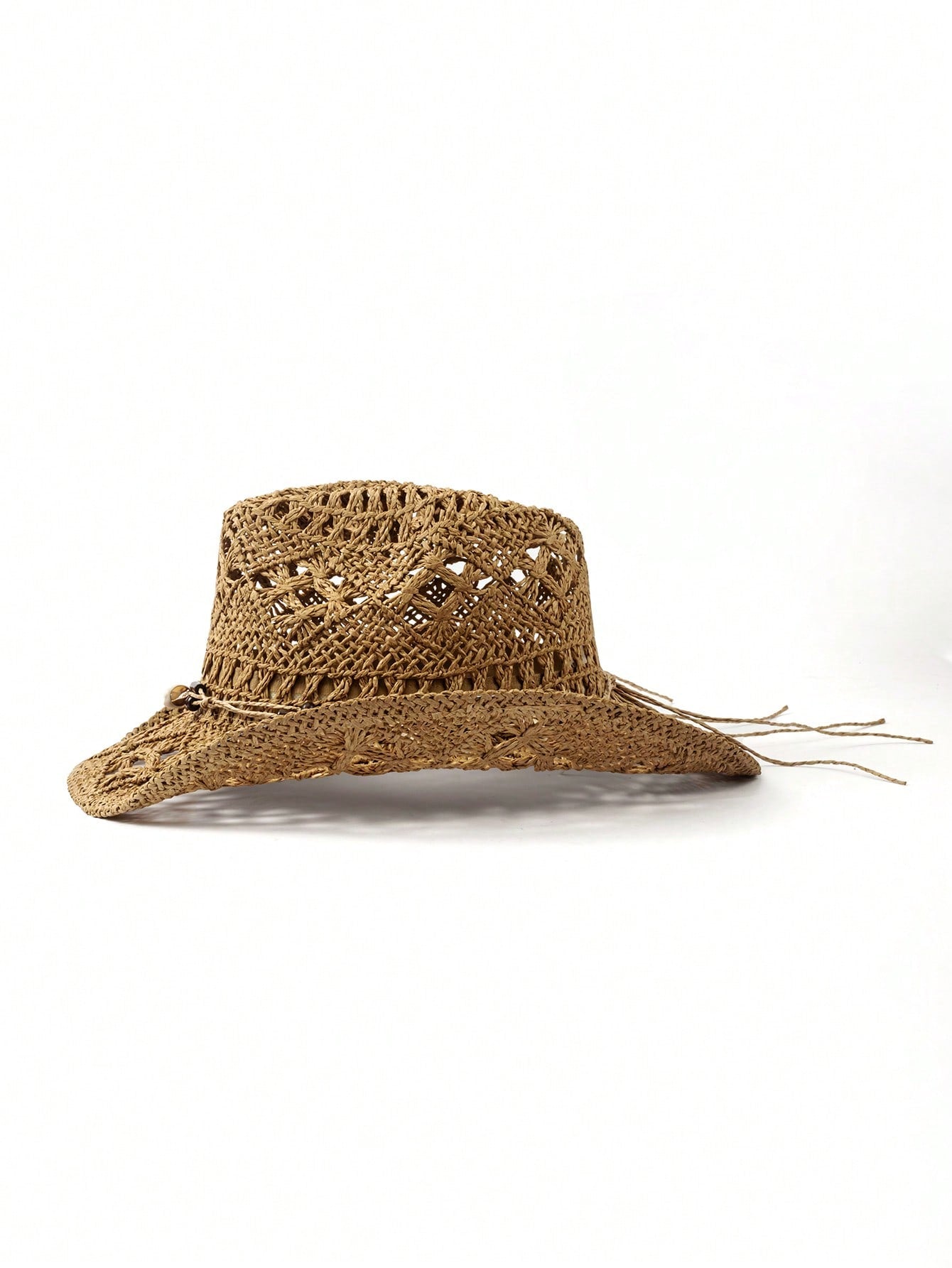 chapeu-de-cowboy-unissex-com-contas-de-madeira-e-conchas