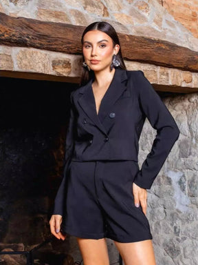 https://amoora.com.br/products/conjunto-blazer-e-shorts-alfaiataria-elisa