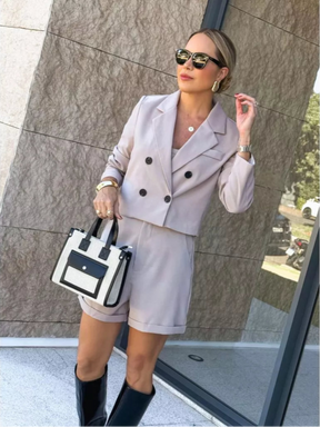 https://amoora.com.br/products/conjunto-blazer-e-shorts-alfaiataria-elisa