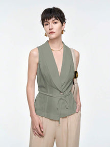 https://amoora.com.br/products/blusa-feminina-de-linho-sem-mangas-leandra