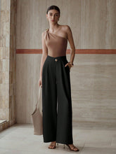 https://amoora.com.br/products/calca-social-feminina-assimetrica-com-bolsos