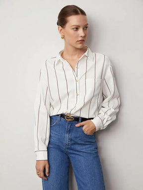 https://amoora.com.br/products/camisa-alfaiataria-feminina-com-listras-valeska