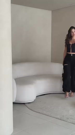 Calça Cargo Drapeada com Recortes – Estilo, Atitude e Conforto!
