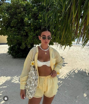 Conjunto de Camisa e Shorts Amarelo Manteiga