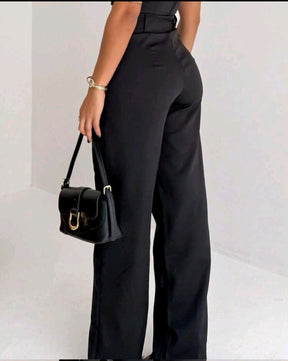 Calça Cargo Drapeada com Recortes – Estilo, Atitude e Conforto!