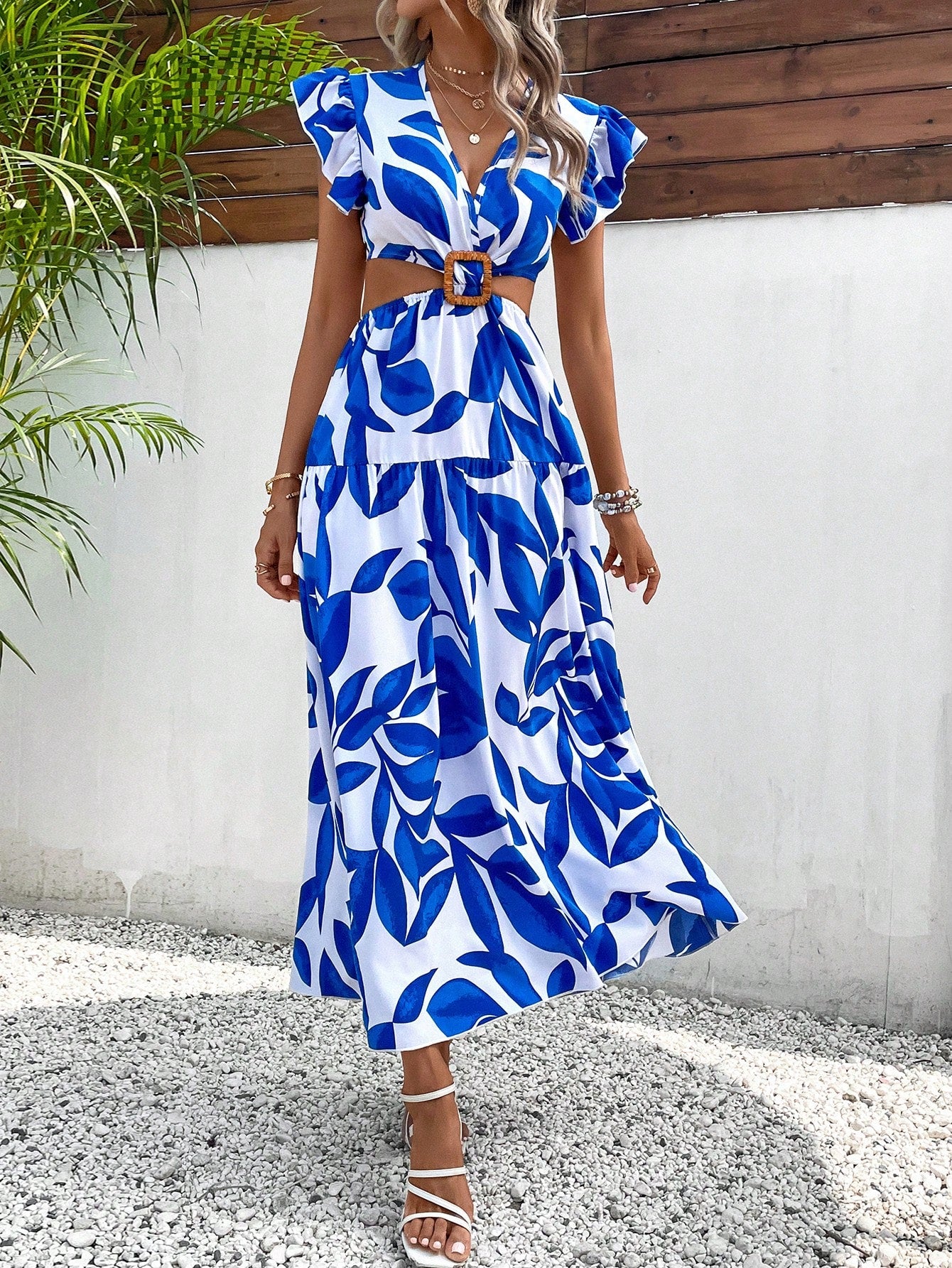 Vestido Boho Azul e Branco com Anel e Plissado